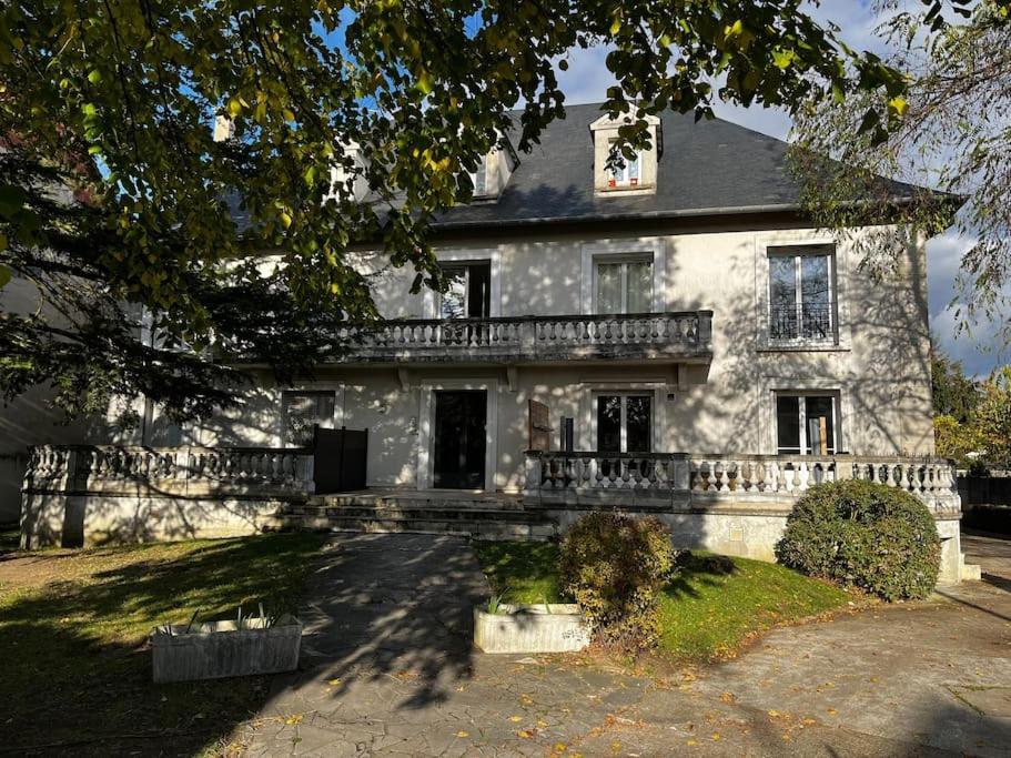 Apartamento Appart Proche Disneyland Et Paris Noisy-le-Grand Exterior foto